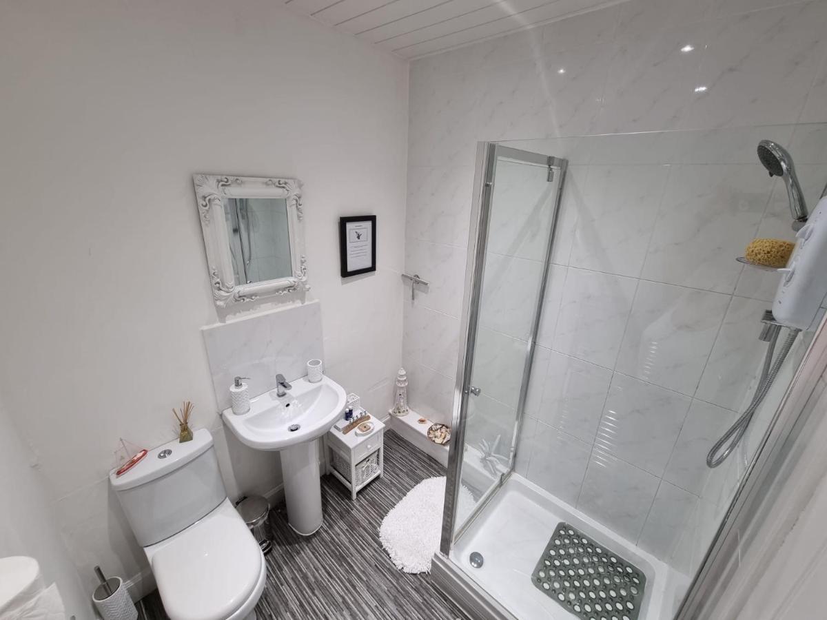 Rose Apartment 2-Bed Town Centre Apartment In אייר מראה חיצוני תמונה