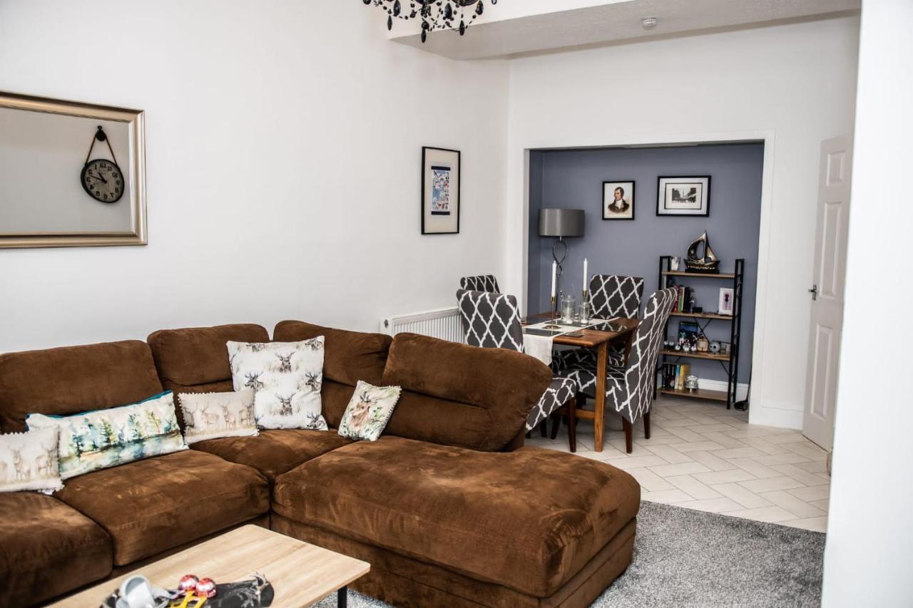 Rose Apartment 2-Bed Town Centre Apartment In אייר מראה חיצוני תמונה